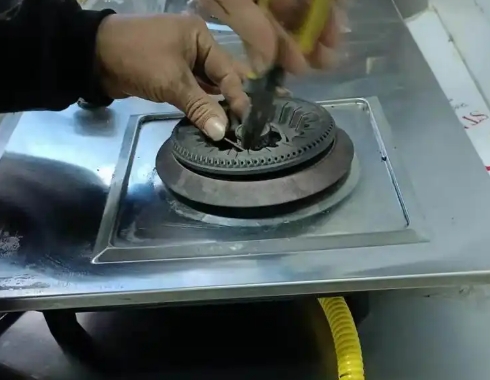 薛城区燃气灶维修电话